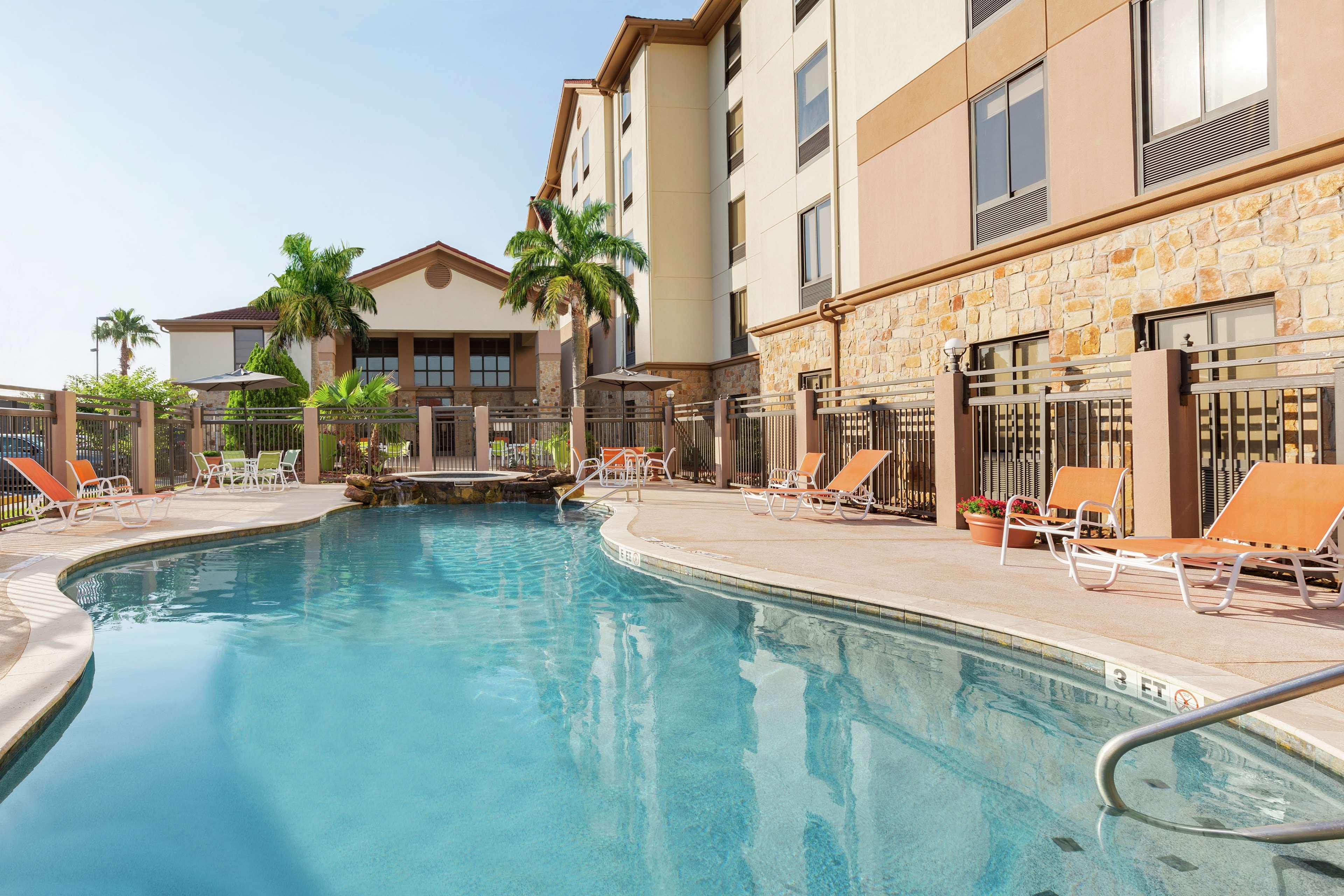 Hampton Inn And Suites Houston Clear Lake Nasa Уэбстер Экстерьер фото